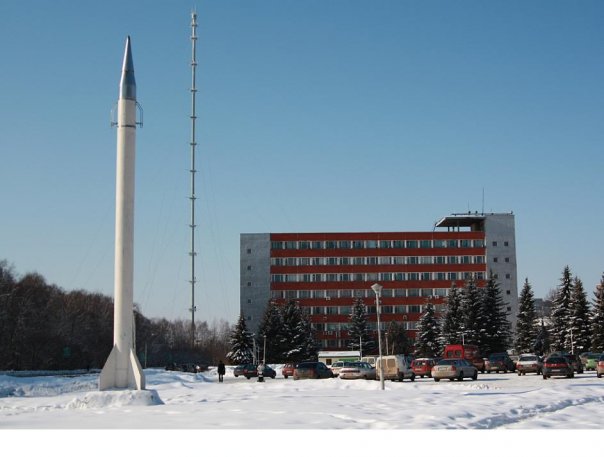 Ракета на площади Фёдорова