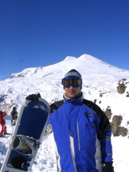 сноубордист- Василий Михайлович.