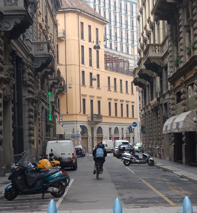 Улочки Милана